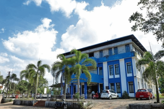 ഭരണസമിതിയുടെ തീരുമാനം അട്ടിമറിച്ചു; അസി. സെക്രട്ടറിക്ക് സസ്പെന്ഷന്