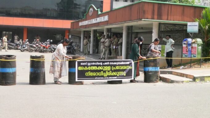 കിഴക്കമ്പലം ബസ്റ്റാന്റ് നവീകരണം പുനരാരംഭിച്ചു. സിപിഎം ഗുണ്ടായിസം ട്വന്റി20 യുടെ നിയമ യുദ്ധത്തിന് മുന്നില് മുട്ട് മടക്കി.