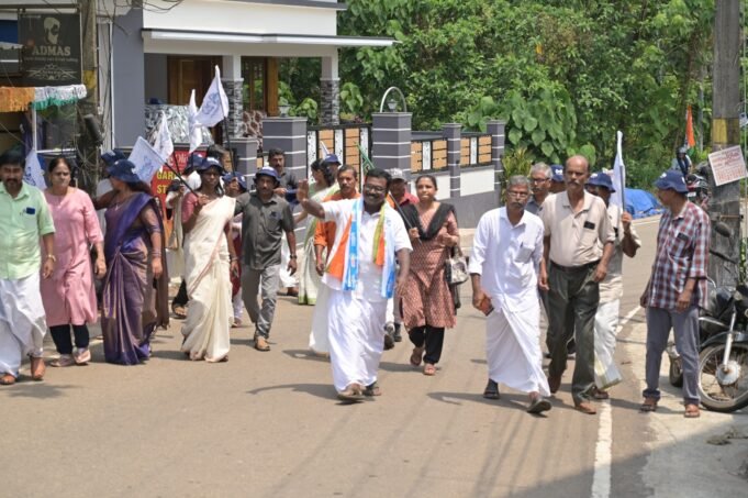 പുത്തൻകുരിശ് , തിരുവാണിയൂർ പഞ്ചായത്തുകളിൽ പ്രചരണം നടത്തി ബാബു ദിവാകരൻ