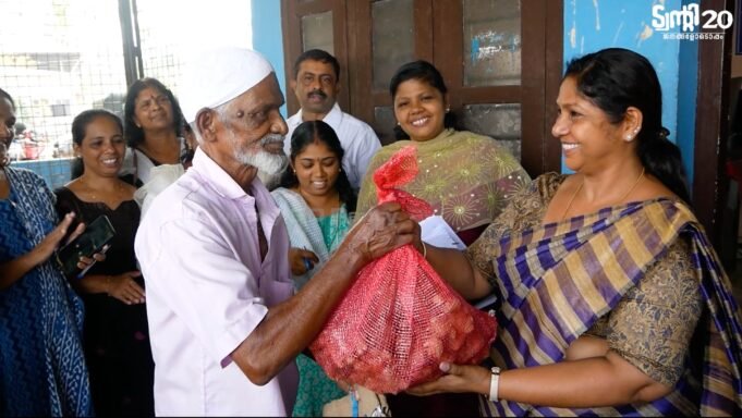 കർഷകരെ പ്രോത്സാഹിപ്പിക്കുന്നതിനായി വിത്ത് വിതരണ പദ്ധതി.