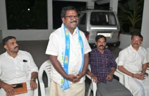 കയ്യില് ആകെയുള്ളത് അയ്യായിരം രൂപ മാത്രം: ബാബു ദിവാകരന്റെ സ്വത്ത് വിവരങ്ങള്