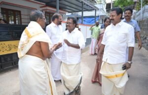 പനങ്ങനാട് പുളിയ്ക്കകര ശ്രീ ദുർഗ്ഗ ഭദ്രാകാളി ക്ഷേത്രത്തിൽ സന്ദർശനം നടത്തി എൻഡിഎ സ്ഥാനാർഥി ബാബു ദിവാകരൻ