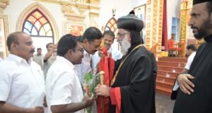 ശ്രേഷ്ഠ ബസോലിയോസ് ജോസഫ് കാത്തോലിക്കാ ബാവയുടെ അനുഗ്രഹം തേടി ട്വന്റി 20-എൻഡിഎ സ്ഥാനാർഥികൾ