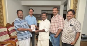 കെ കെ കര്ണ്ണനെ വീട്ടിലെത്തി സന്ദര്ശിച്ച് ബാബു ദിവാകരന്