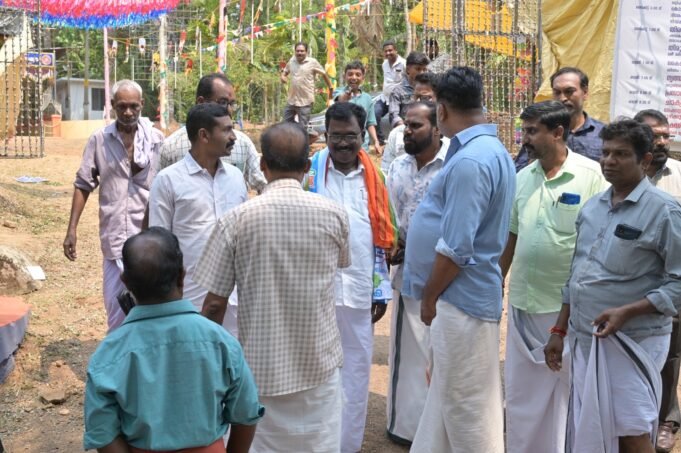 ക്ഷേത്ര ദർശനം നടത്തി എൻഡിഎ സ്ഥാനാർഥി