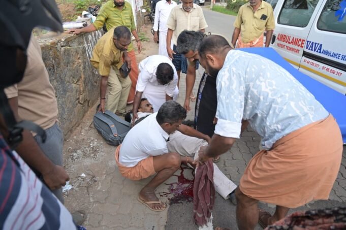 വാഹനാപകത്തിൽ പരിക്കേറ്റയാളെ ആശുപത്രിയിൽ എത്തിക്കാൻ നേതൃത്വം നൽകി എൻഡിഎ സ്ഥാനാർഥി ബാബു ദിവാകരൻ