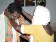 ബാബുദിവാകരനെ ആദരിച്ച് ശ്രീമുരുക റെസിഡൻഷ്യൽ അസോസിയേഷൻ