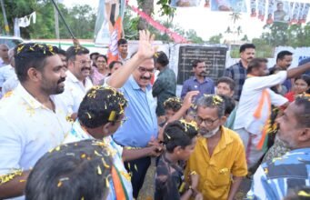 ആയിരങ്ങളെ സാക്ഷിയാക്കി ബാബു ദിവാകരന്റെ തിരഞ്ഞെടുപ്പ് പര്യടനം